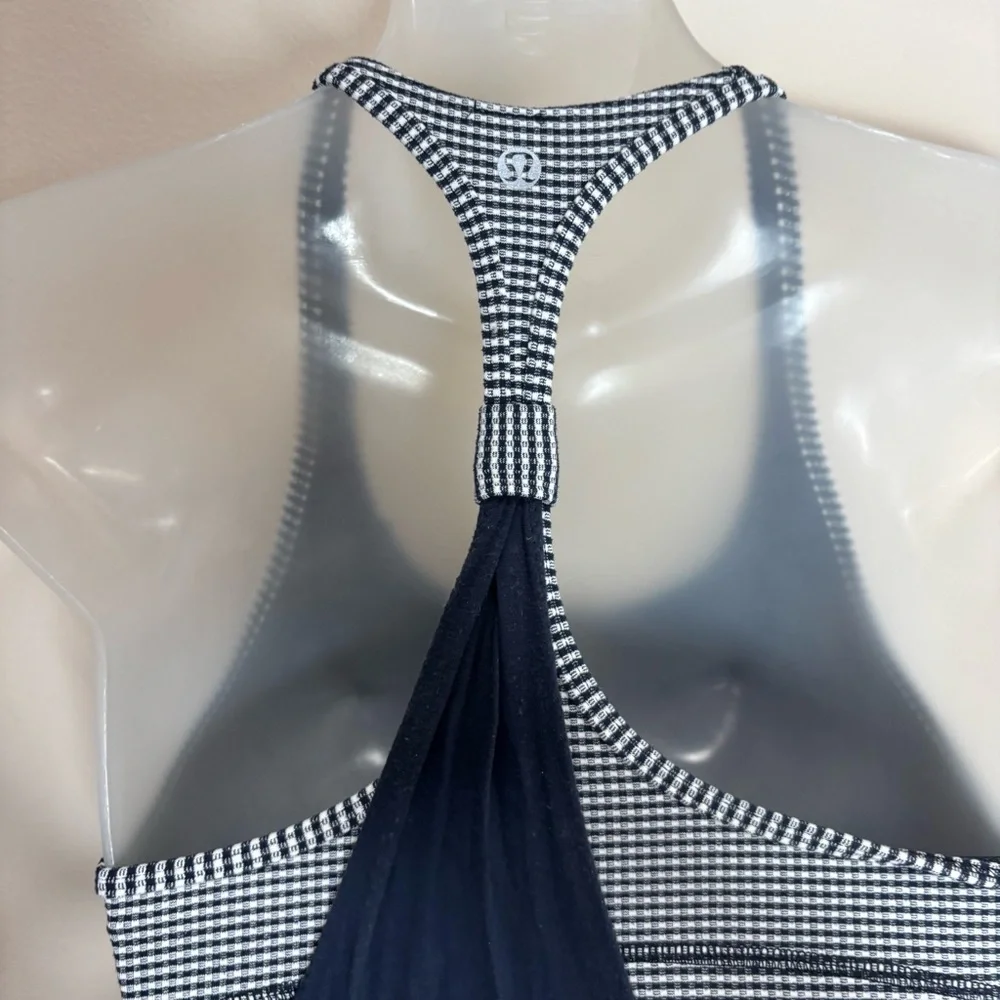 Lululemon Racerback navy blue tank top with sports bra size 4